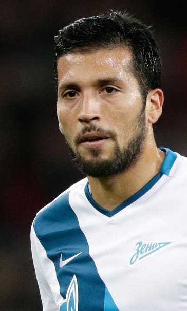United boss Van Gaal targets Garay to shore up his defense